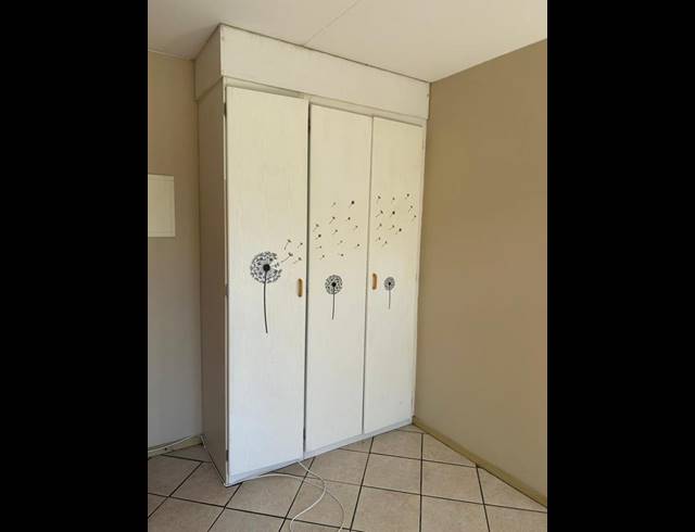 1 BEDROOM PROPERTY TO RENT IN DIE BULT